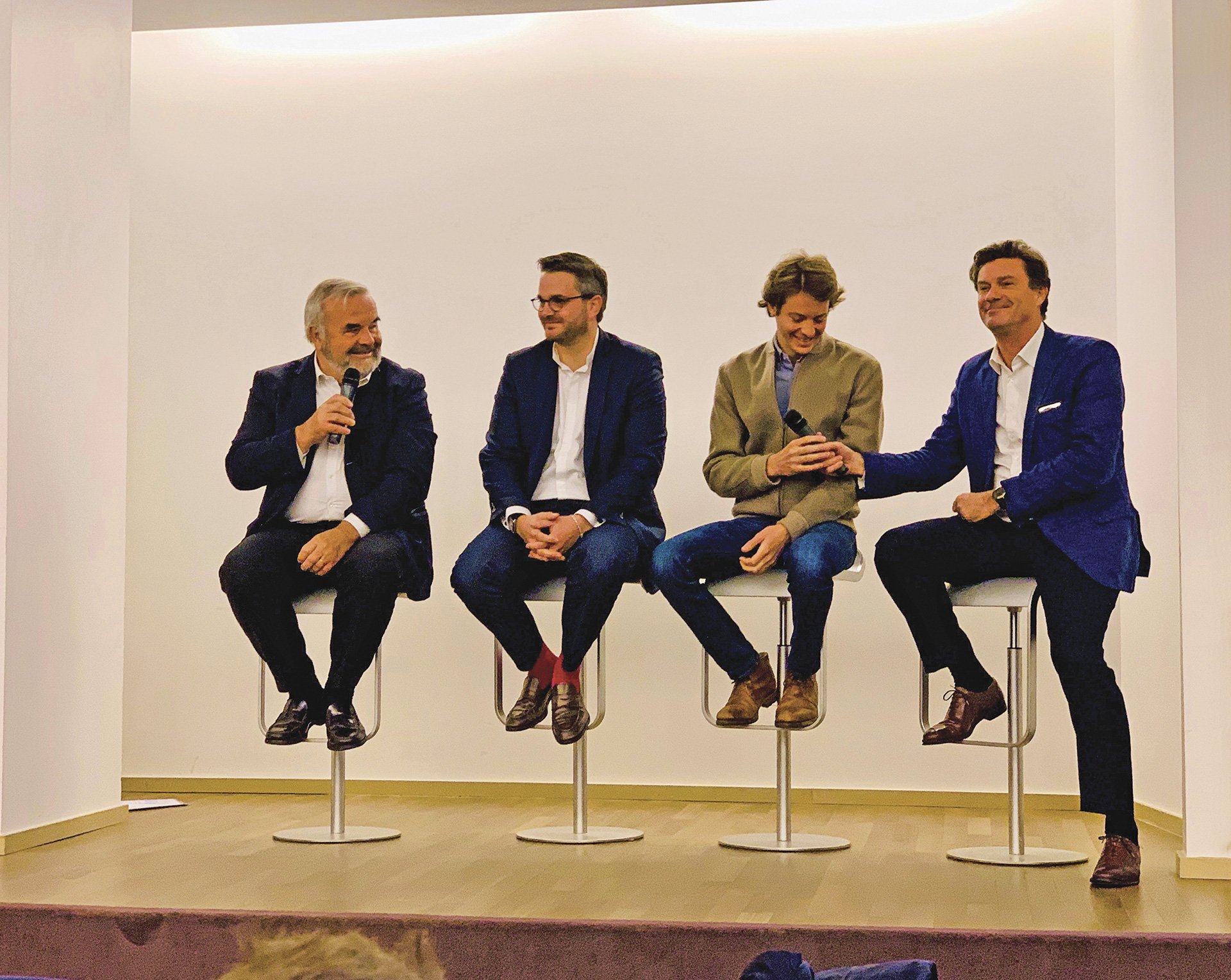 L’auditorium de Bpifrance affichait complet pour la 7eme Matinale de l’Hôtellerie et de la Restauration EXTENDAM consacrée cette année aux grands enjeux RH du secteur. Ce rendez-vous a été l’occasion de discussions nourries entre entrepreneurs, analystes et un public toujours plus nombreux. Plus de 250 professionnels étaient ainsi réunis jeudi 11 avril pour l’événement. Bertrand…