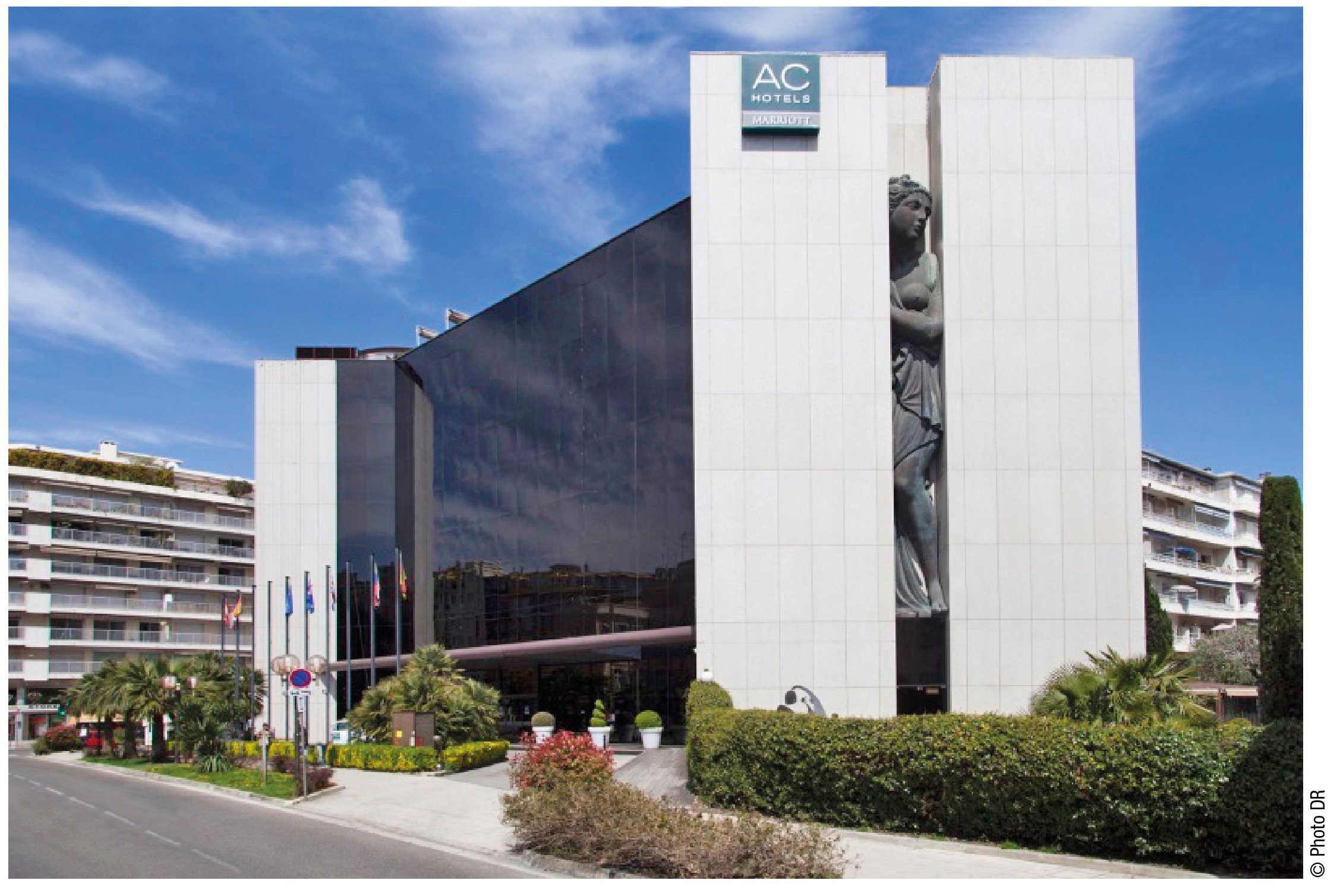 EXTENDAM et Schroders Capital Real Estate Hotels ont finalisé la cession de l’AC Hotel by Marriott Nice, détenu conjointement depuis juin 2017. Situé sur la célèbre Promenade des Anglais à Nice, cet hôtel 4* propose 143 chambres, 2 restaurants, une salle de fitness, ainsi que des espaces séminaires. Il était géré par Schroders Capital dans…