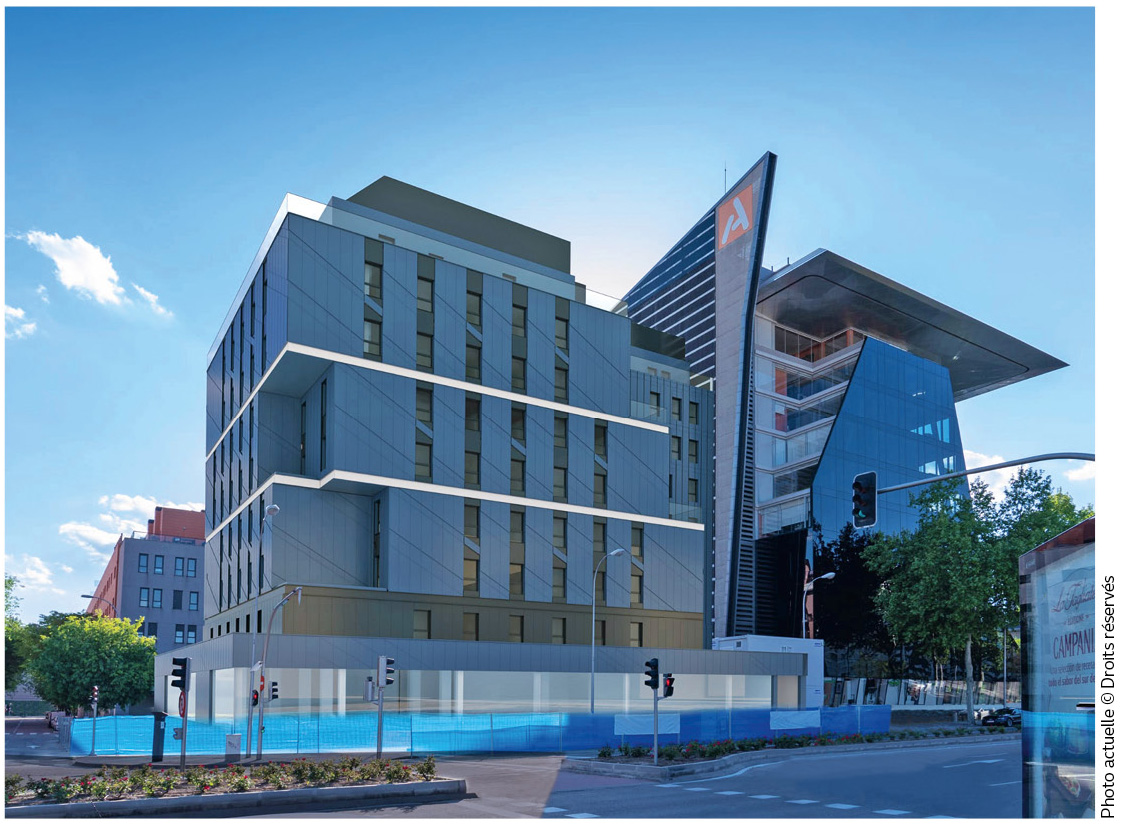 Après deux ans de travaux, le easyHotel Madrid Centro Atocha vient d’ouvrir ses portes, il y a quelques jours, laissant découvrir au public ses 230 chambres, ses balcons généreux et son sundeck. Il est exploité par Continuum Hospitality Group, partenaire historique d’EXTENDAM en Espagne. Cette ouverture fait suite à l’acquisition, mi-2020, par EXTENDAM de cet…