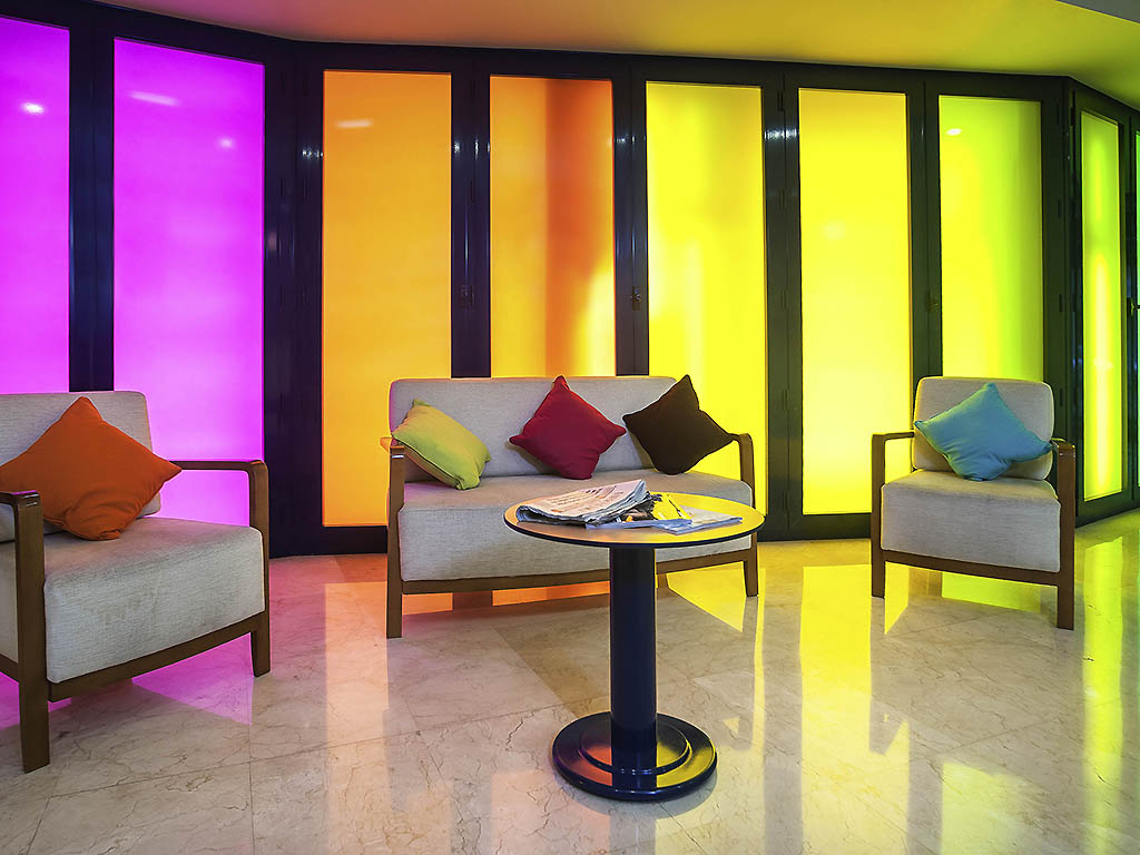 EXTENDAM acquiert l’ibis Styles Zaragoza Ramiro I. L’hôtel 3 étoiles de 70 chambres, stratégiquement situé au cœur de Saragosse, dans le nord-est de l’Espagne, connaîtra quelques travaux de rénovation. Cette opération est réalisée avec DG Invest, partenaire de longue date d’EXTENDAM et acteur de référence du secteur hôtelier ibérique, qui saura mettre à profit son…