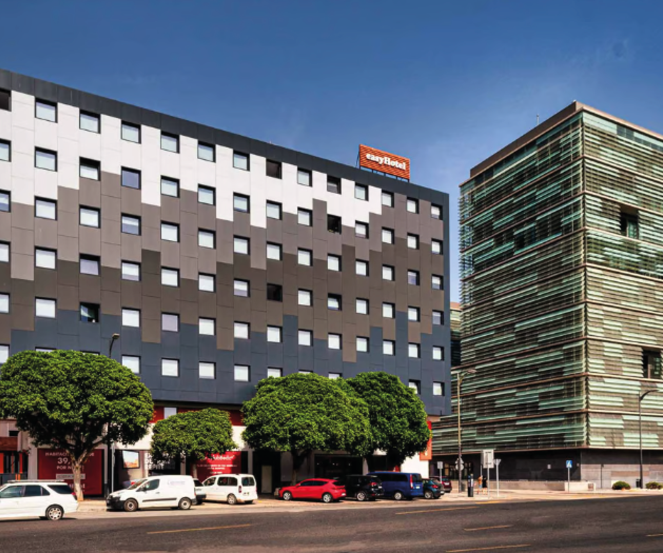 EXTENDAM annonce la cession des murs et du fonds de commerce du easyHotel Malaga, hôtel économique de 146 chambres, situé en centre-ville, face à la gare de Malaga (Andalousie). L’investissement d’EXTENDAM, en avril 2017, consistait à acquérir un terrain afin d’y construire un hôtel économique sous enseigne easyHotel, bénéficiant de 146 chambres, 30 places de…