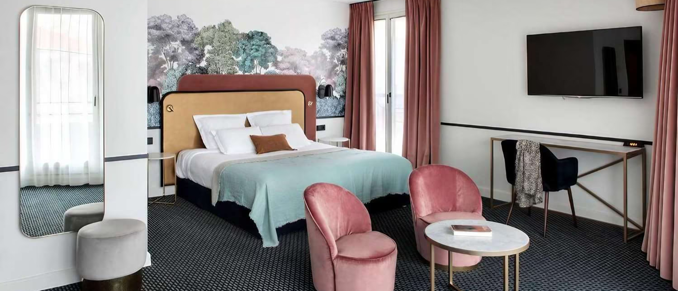 Le duo EXTENDAM / SOHOMA investit une nouvelle fois à Lyon pour l’acquisition de l’hôtel Best Western Pont Wilson. L’établissement 4 étoiles de 54 chambres, situé dans le 3e arrondissement de Lyon, s’adresse à une clientèle d’affaires et de loisirs. Ouverte sur son quartier et particulièrement bien localisée dans le centre de la Capitale des…